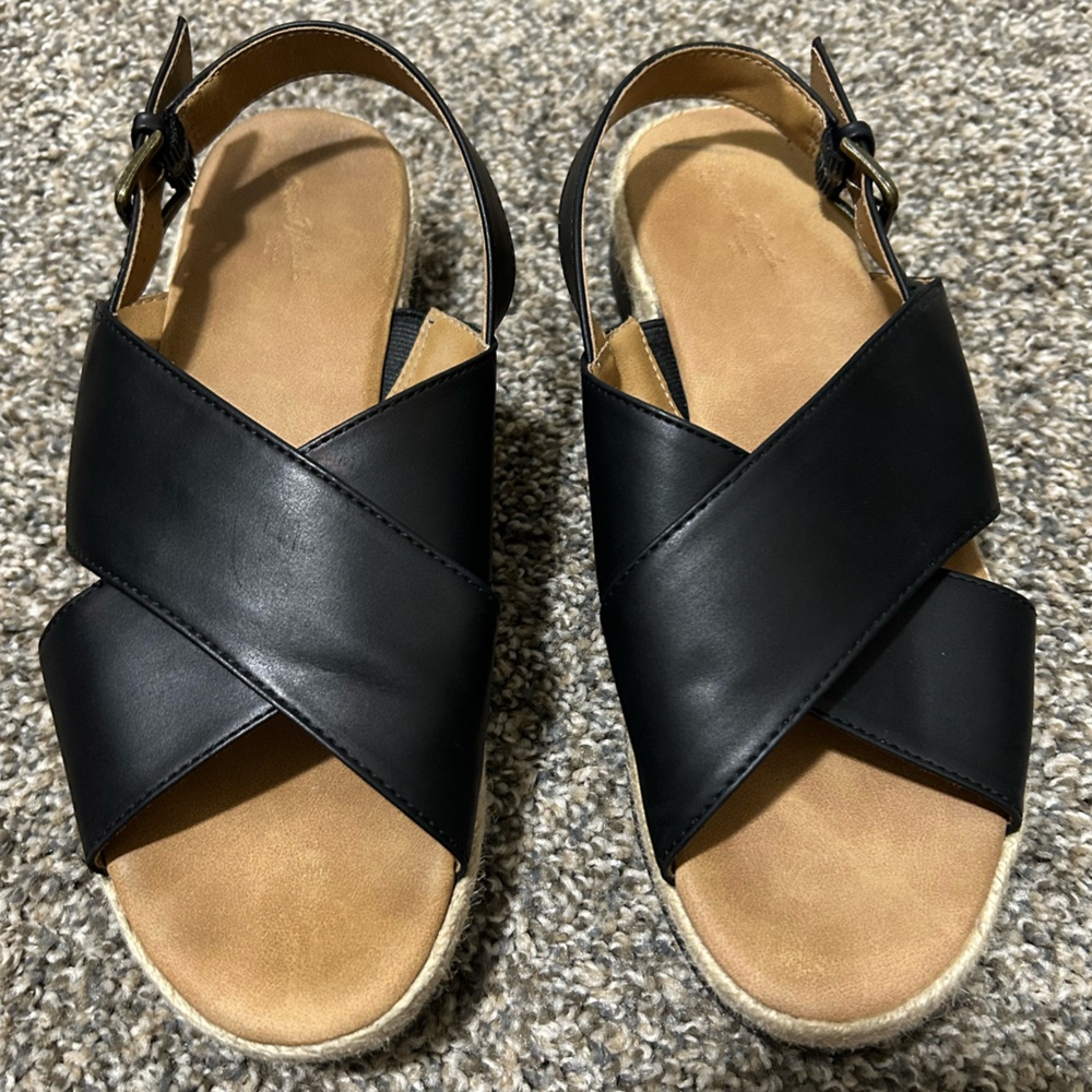 Women's Black Frances Heel Sandals - Picture 11 of 14